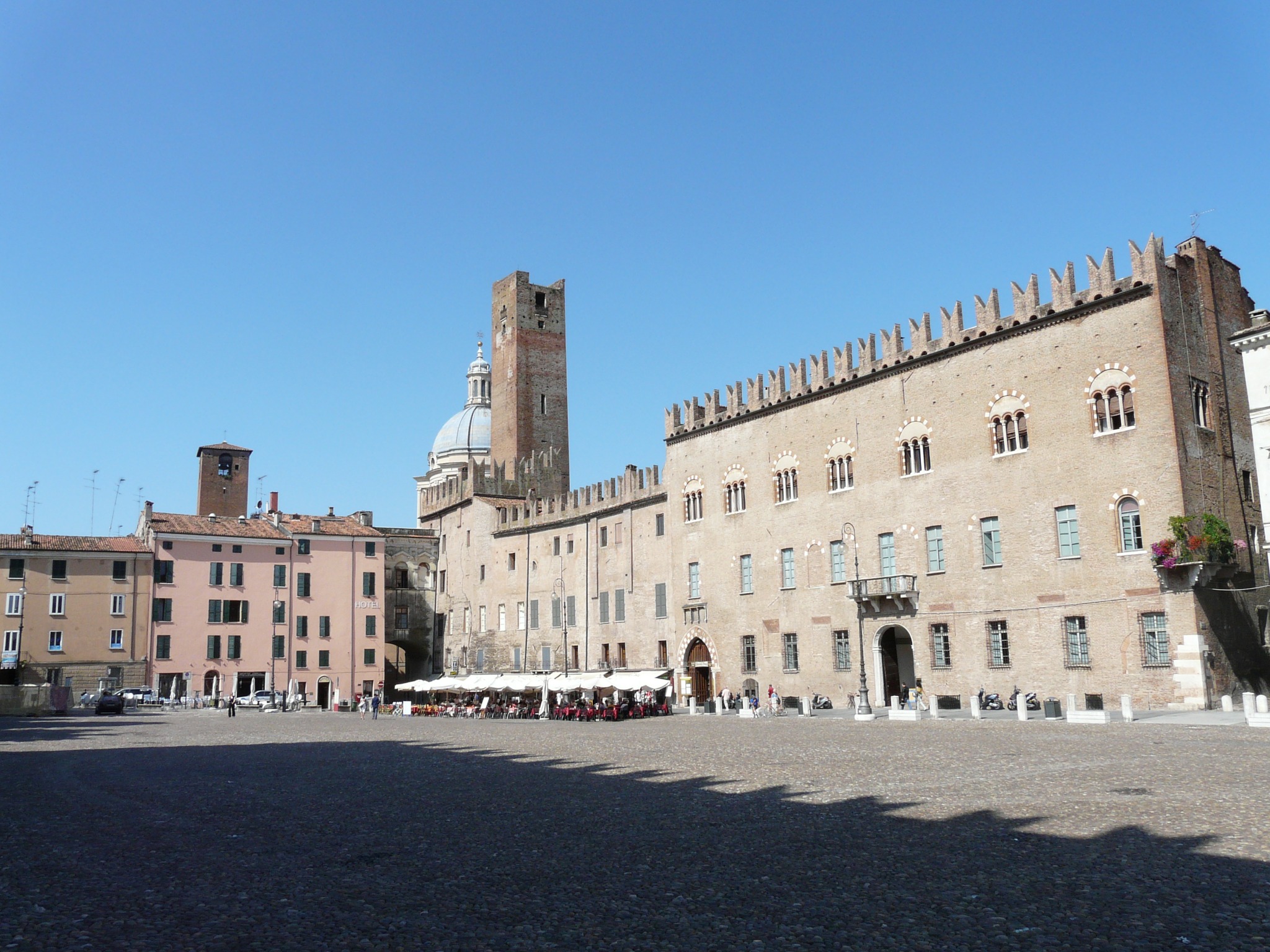 Piazze monumentali di Mantova